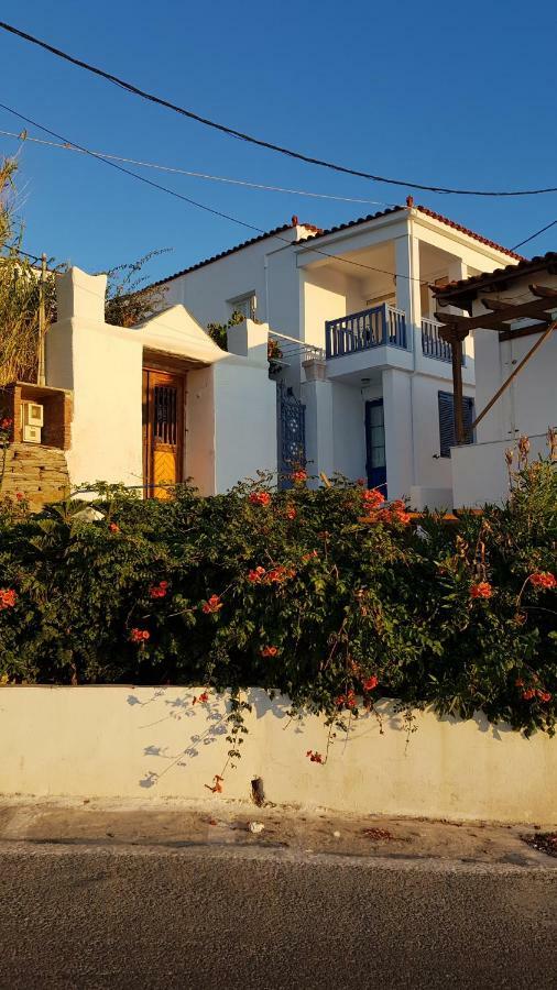Apartamento Blue Island Batsíon Exterior foto