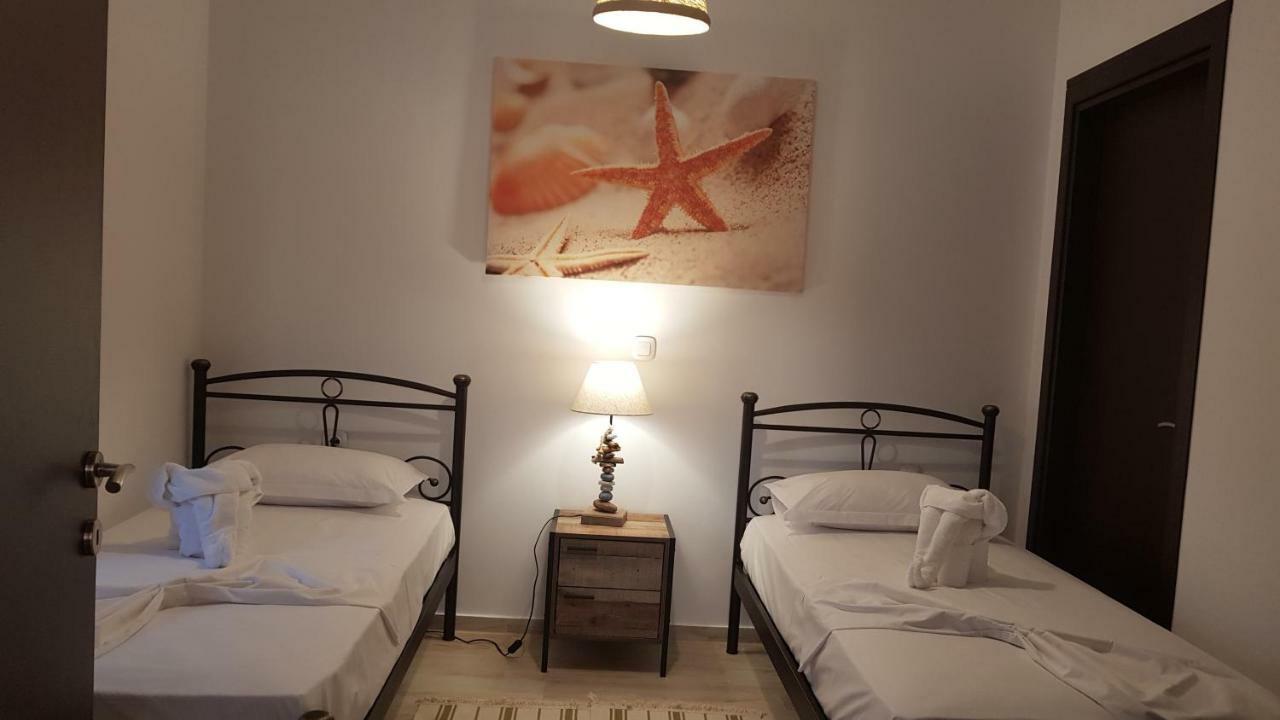 Apartamento Blue Island Batsíon Exterior foto