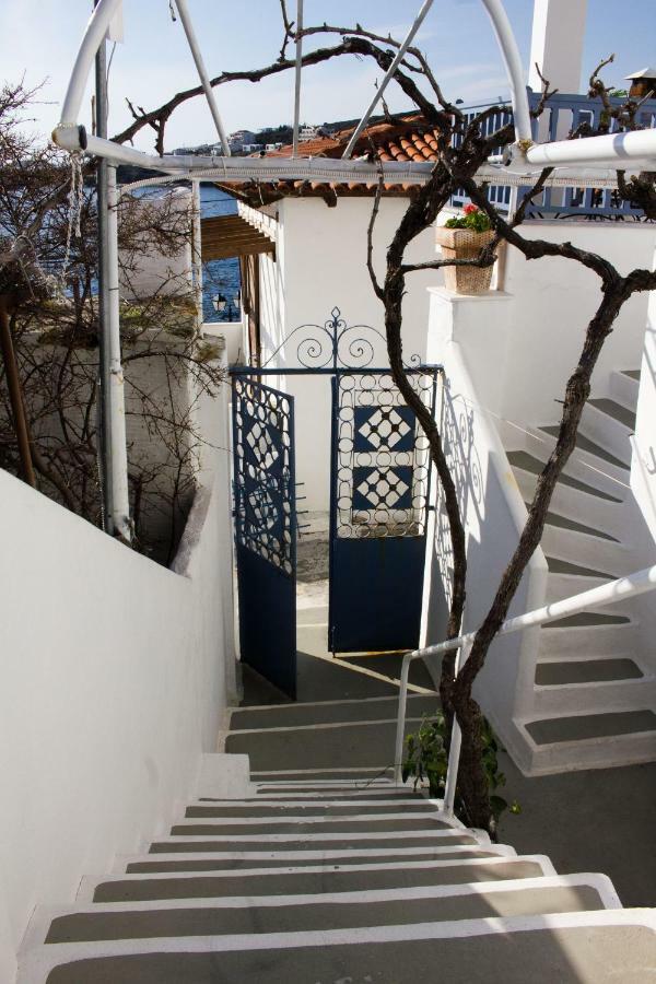 Apartamento Blue Island Batsíon Exterior foto