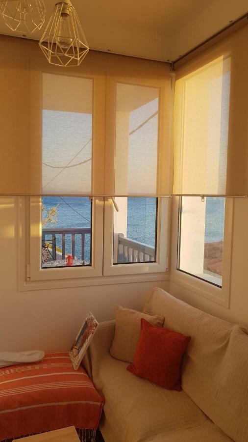 Apartamento Blue Island Batsíon Exterior foto