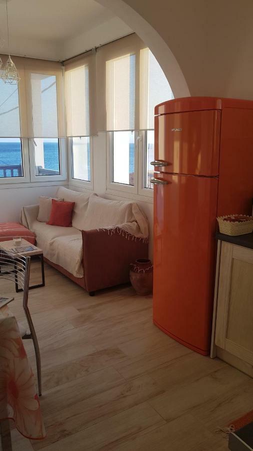Apartamento Blue Island Batsíon Exterior foto