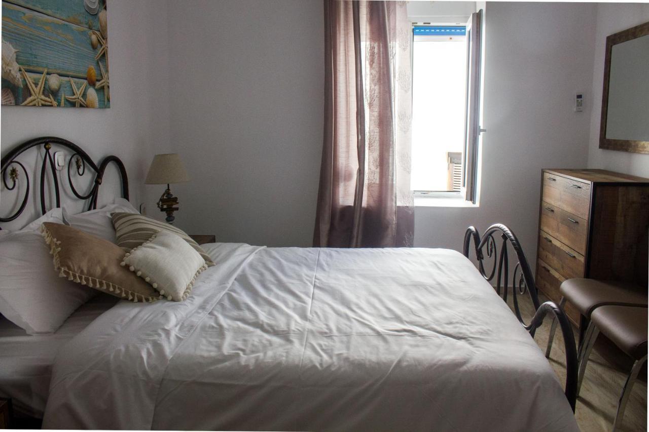Apartamento Blue Island Batsíon Exterior foto